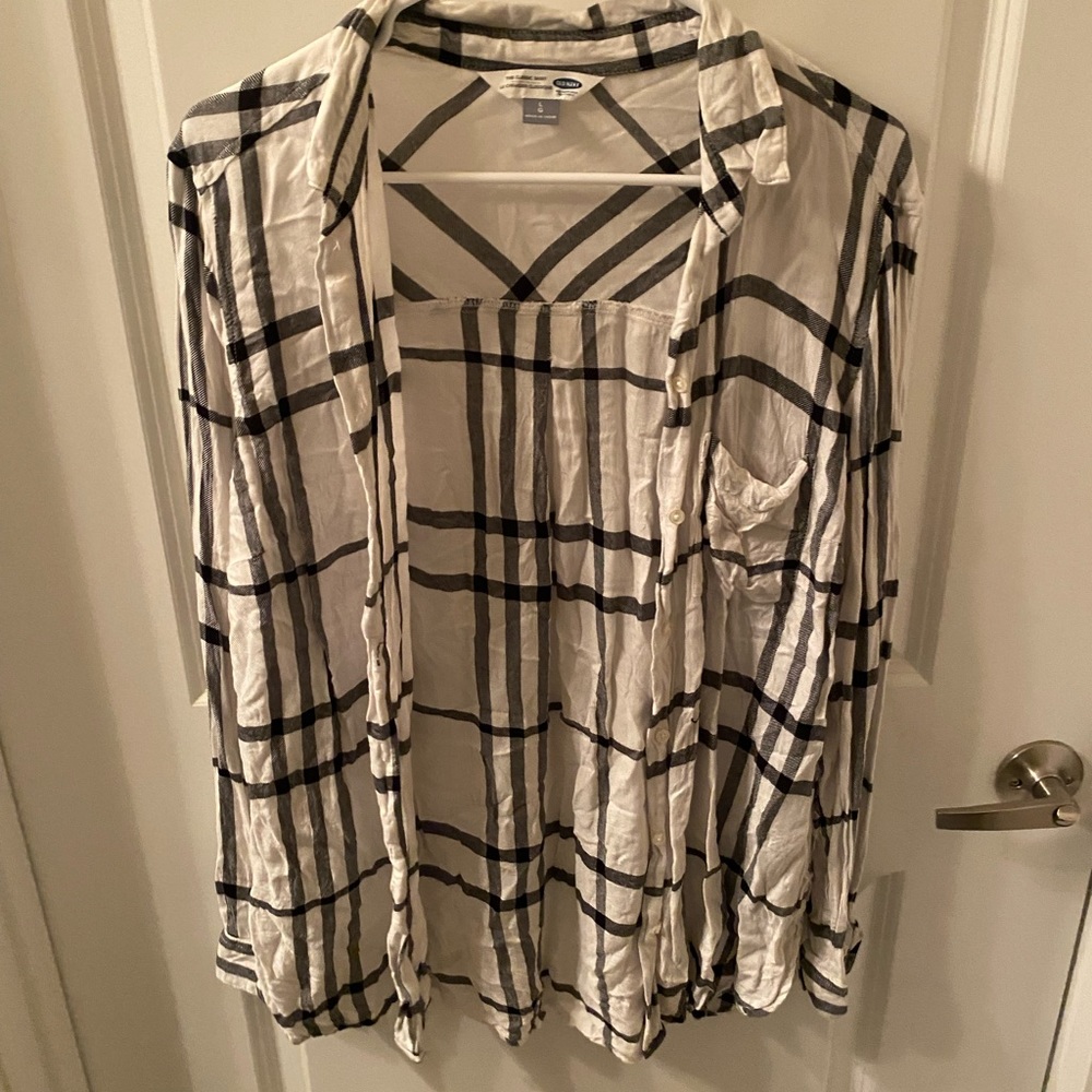 ⚡️2/$25⚡️ Plaid long sleeve shirt